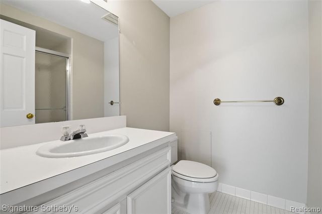 1234 S Timberview Trail, Bloomfield Hills, MI 48304