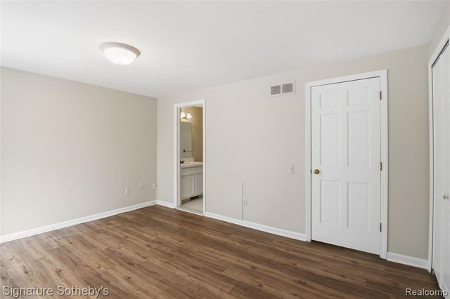 1234 S Timberview Trail, Bloomfield Hills, MI 48304