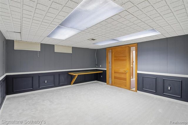 1234 S Timberview Trail, Bloomfield Hills, MI 48304