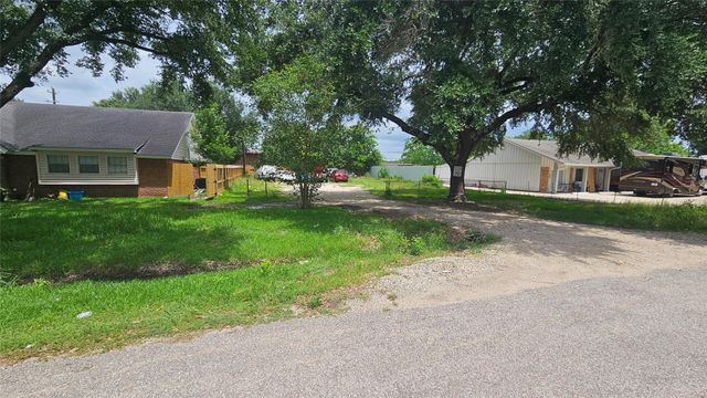0 Universal Drive, Houston, TX 77072