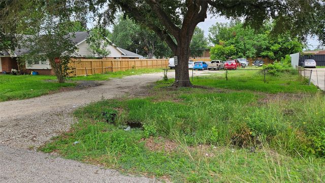 0 Universal Drive, Houston, TX 77072