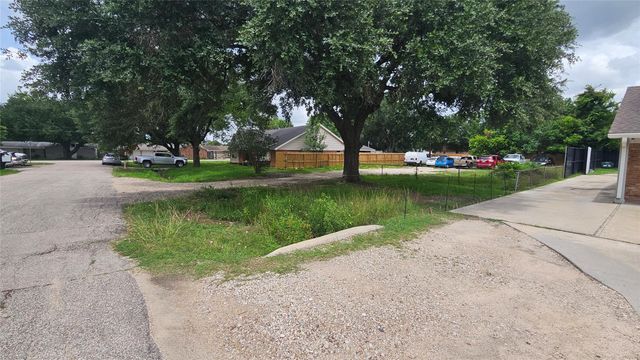 0 Universal Drive, Houston, TX 77072