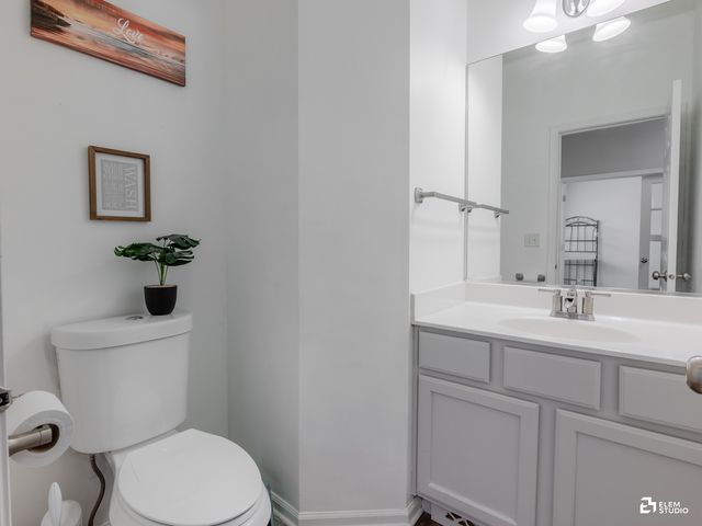 424 Grape Vine Trail, Oswego, IL 60543