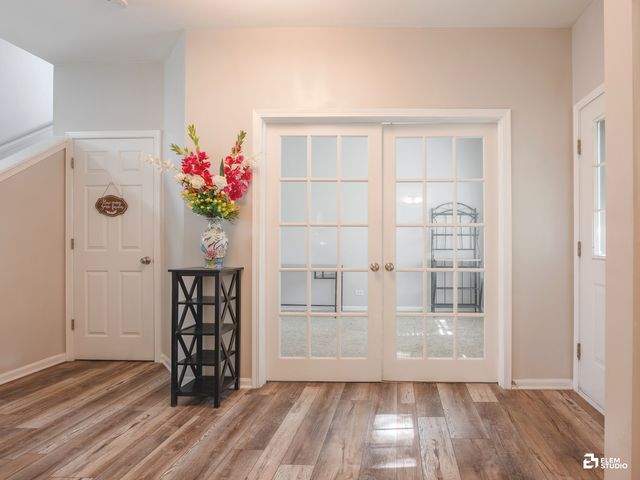 424 Grape Vine Trail, Oswego, IL 60543