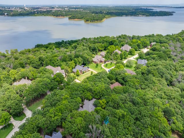 4010 Brooks Court, Highland Village, TX 76226