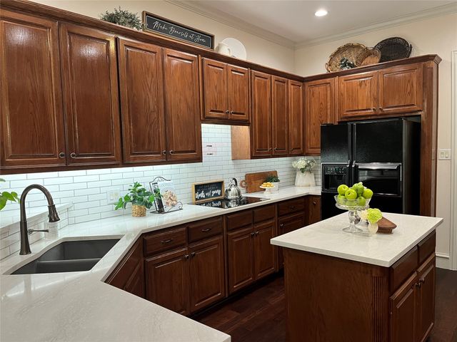 4010 Brooks Court, Highland Village, TX 76226