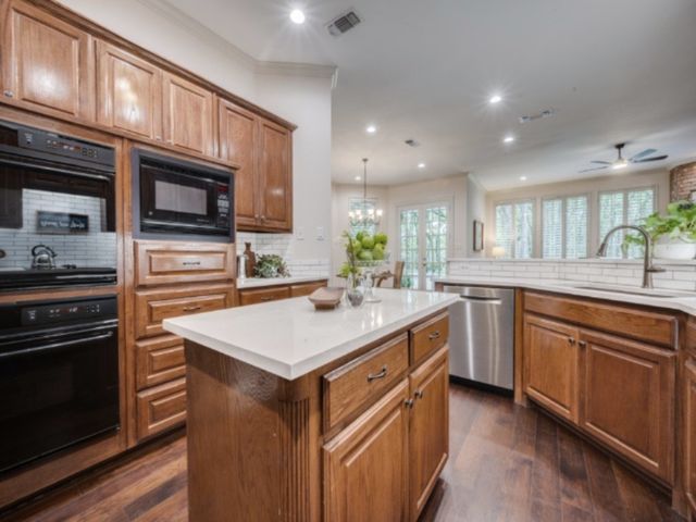 4010 Brooks Court, Highland Village, TX 76226