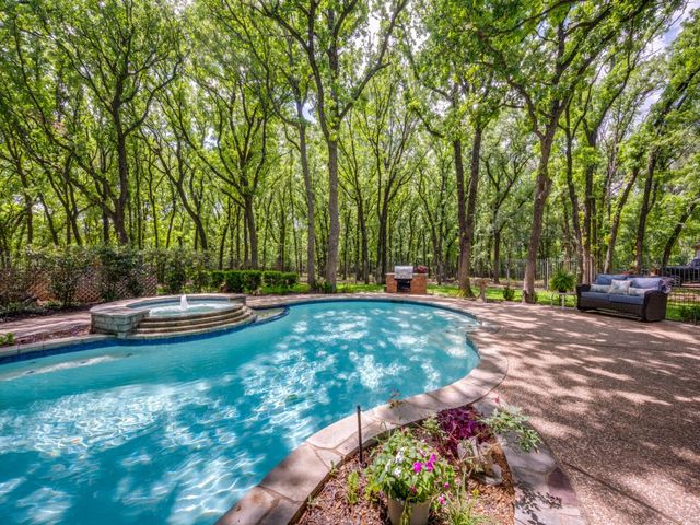 4010 Brooks Court, Highland Village, TX 76226