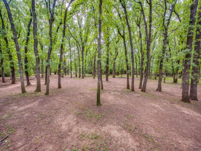 4010 Brooks Court, Highland Village, TX 76226