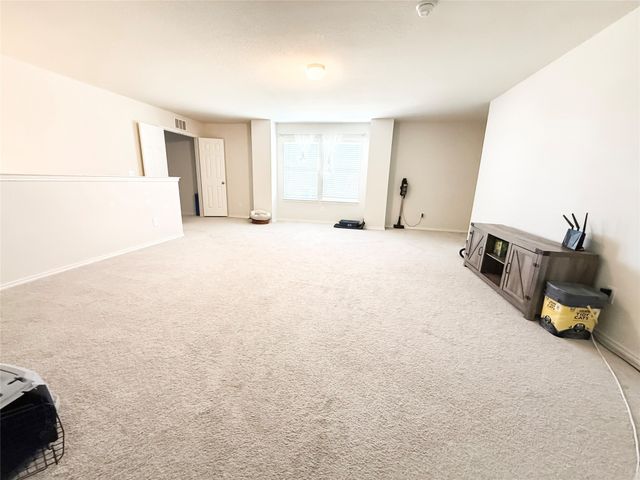 9149 Redshire Lane, Fort Worth, TX 76131