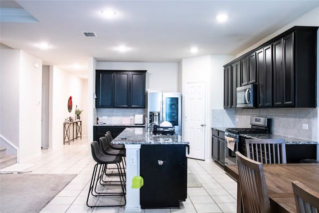 9149 Redshire Lane, Fort Worth, TX 76131