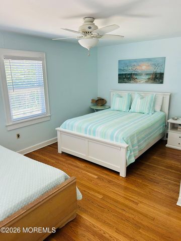 16 N Bayview Avenue, Seaside Park, NJ 08752