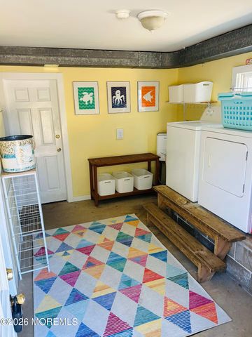 16 N Bayview Avenue, Seaside Park, NJ 08752