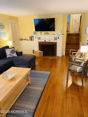 16 N Bayview Avenue, Seaside Park, NJ 08752