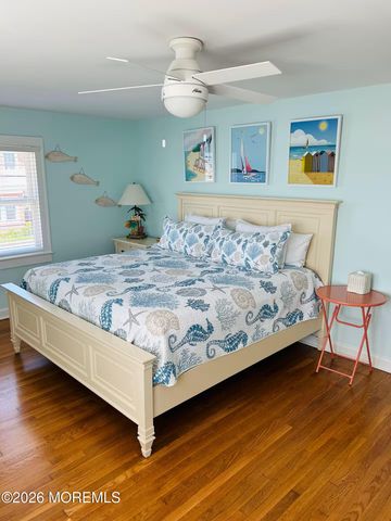 16 N Bayview Avenue, Seaside Park, NJ 08752