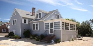 16 N Bayview Avenue, Seaside Park, NJ 08752