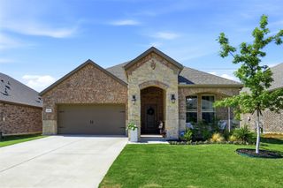 10512 Fountain Gate Street, Aubrey, TX 76227