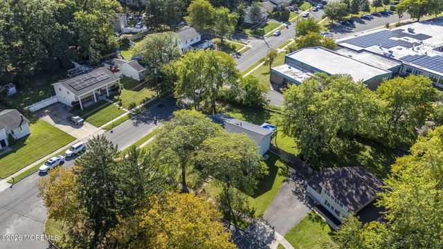 1 Kings Court, Jackson, NJ 08527