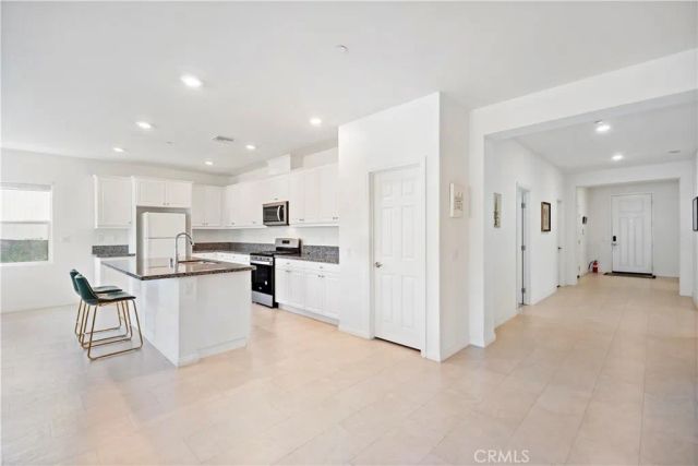 8044 Country Mile Lane, Riverside, CA 92507