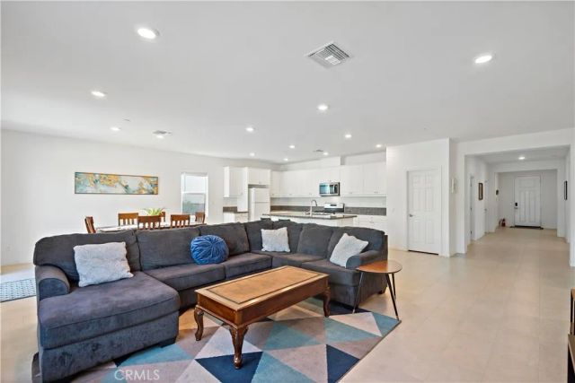 8044 Country Mile Lane, Riverside, CA 92507