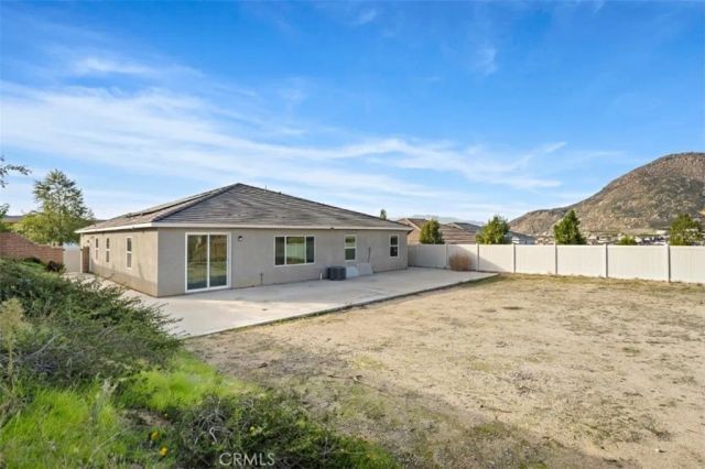 8044 Country Mile Lane, Riverside, CA 92507