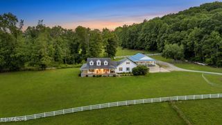 596 Clifty Creek Rd, Oakdale, TN 37829