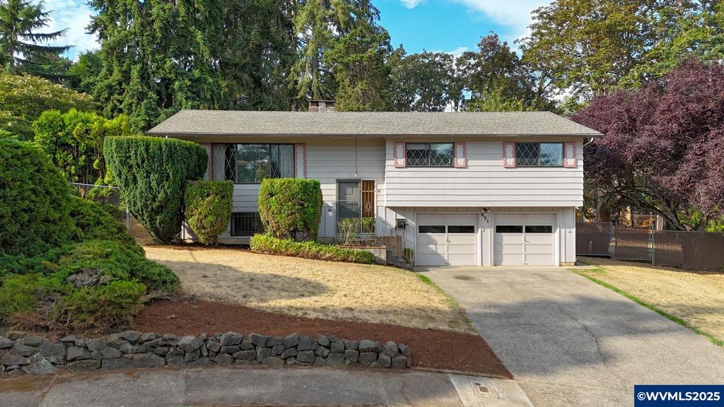971 Windemere Dr NW, Salem, OR 97304