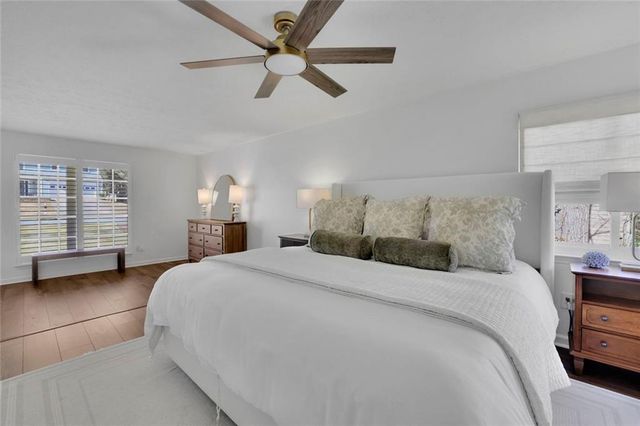 675 Barrington Way, Roswell, GA 30076