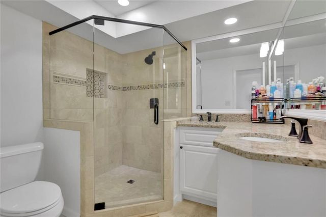 675 Barrington Way, Roswell, GA 30076