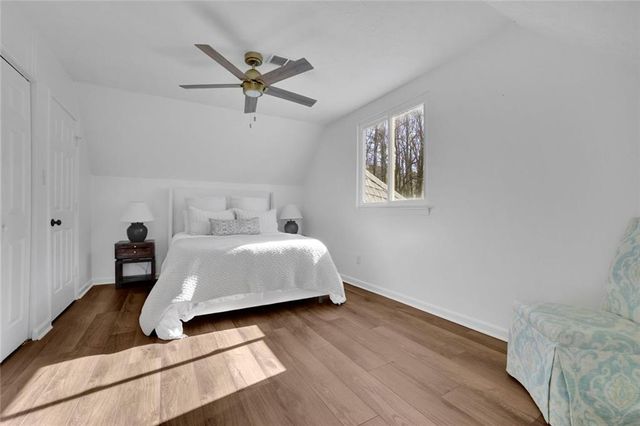 675 Barrington Way, Roswell, GA 30076