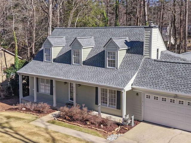 675 Barrington Way, Roswell, GA 30076