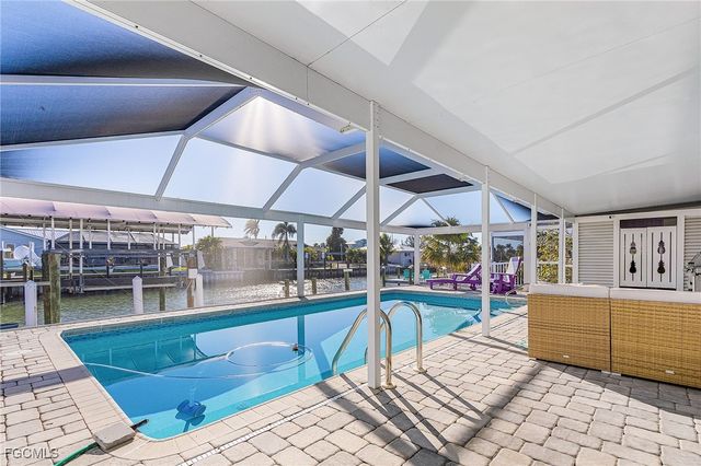 3693 Ruby AVE, St James City, FL 33956