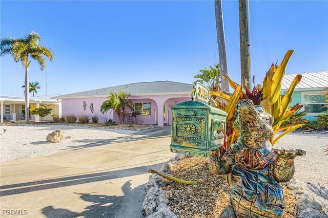 3693 Ruby AVE, St James City, FL 33956