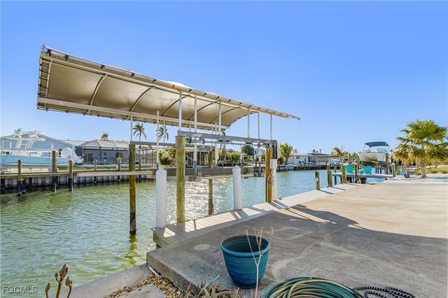 3693 Ruby AVE, St James City, FL 33956