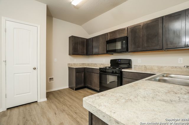 5227 Blue Ranch, San Antonio, TX 78223