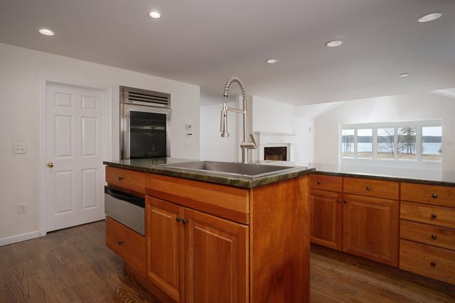 503 Cushing Road, Newmarket, NH 03857