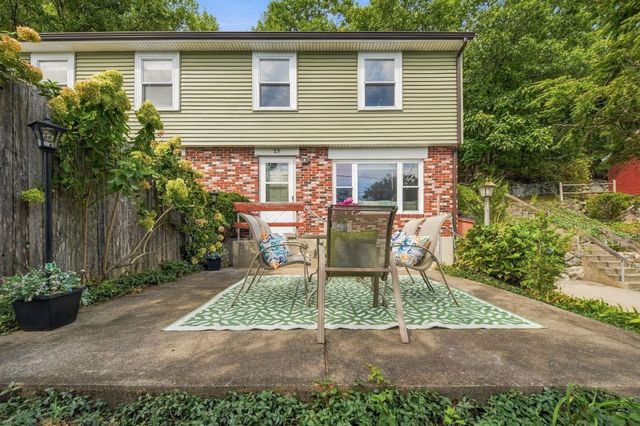 39 Mountain St 39, Woburn, MA 01801