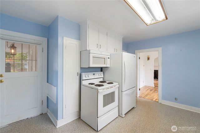 718 Milas lots 4 5 6 Avenue NE, Olympia, WA 98506