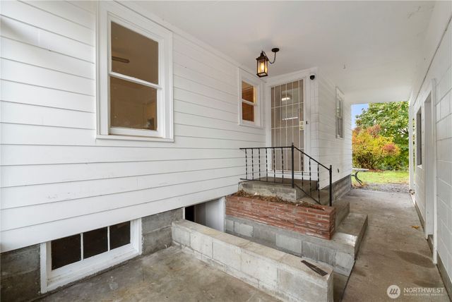 718 Milas lots 4 5 6 Avenue NE, Olympia, WA 98506