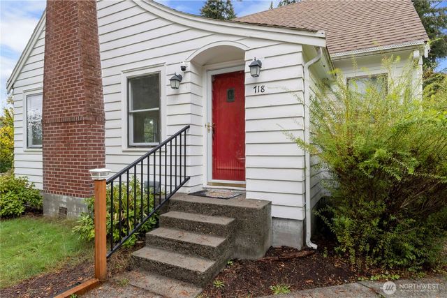 718 Milas lots 4 5 6 Avenue NE, Olympia, WA 98506