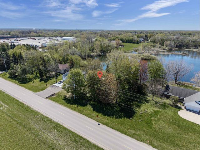 1855 E SHADY LANE, Neenah, WI 54956