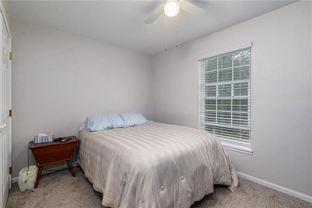 361 E 12th Street, Tonganoxie, KS 66086