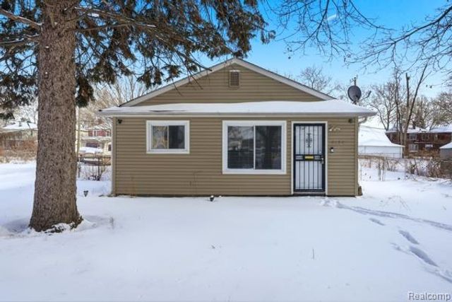 8154 Decatur Street, Detroit, MI 48228