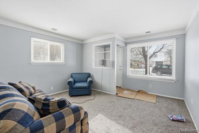 8154 Decatur Street, Detroit, MI 48228