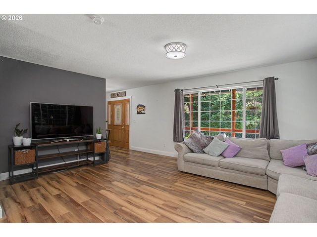 33005 Ne AMMETER Rd, Washougal, WA 98671