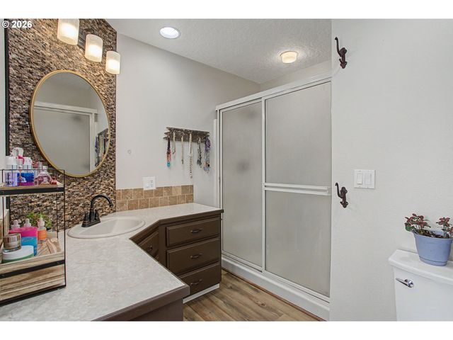 33005 Ne AMMETER Rd, Washougal, WA 98671