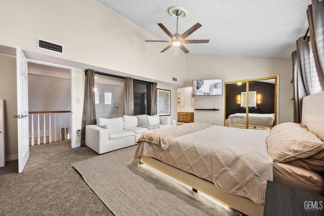 3200 El Encanto Court 10, Bakersfield, CA 93301