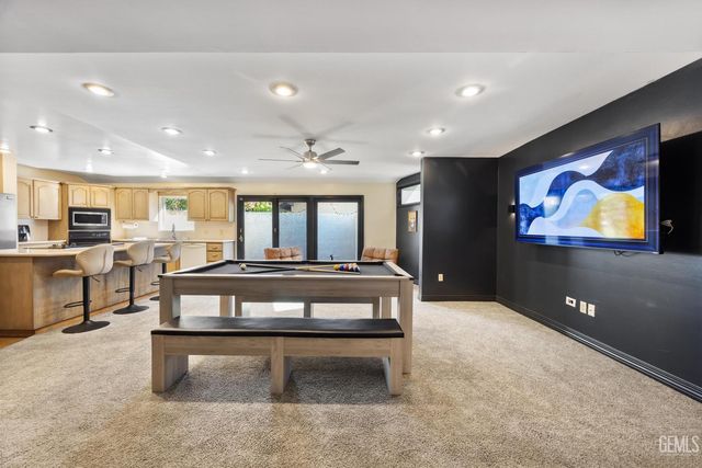 3200 El Encanto Court 10, Bakersfield, CA 93301