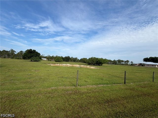 33600 Bermont RD, Punta Gorda, FL 33982