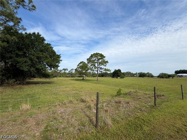 33600 Bermont RD, Punta Gorda, FL 33982
